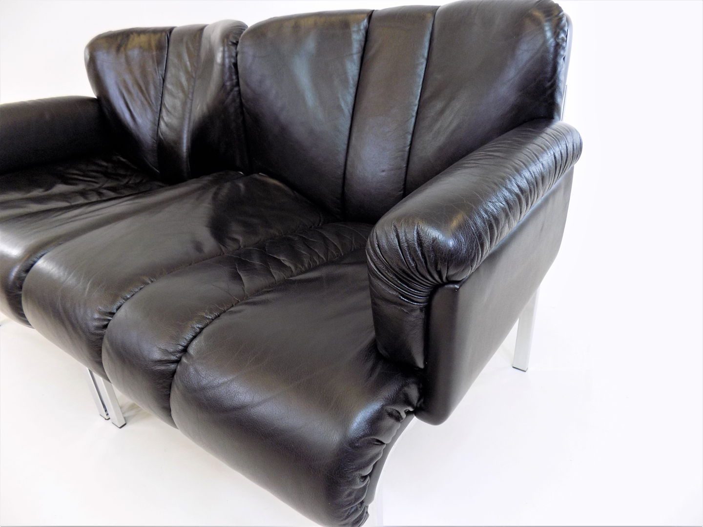 Girsberger Eurochair leather sofa 2-seater