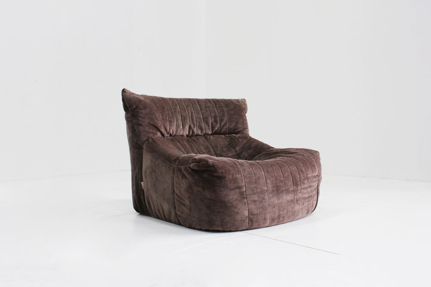 Aralia ligne roset armchair by Michel Ducaroy