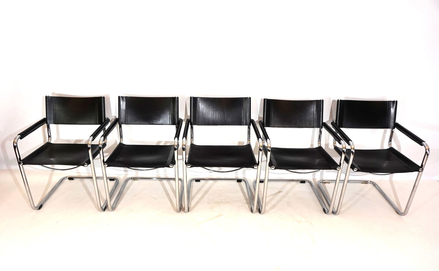 Set of 5 Matteo Grassi MG5 leather dining/conference chairs