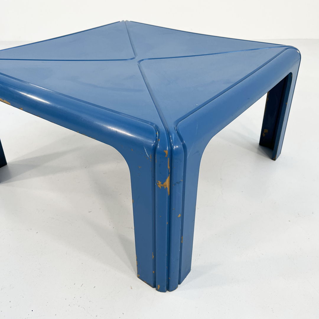 Blue Model 4894 Coffee Table by Gae Aulenti for Kartell, 1970s