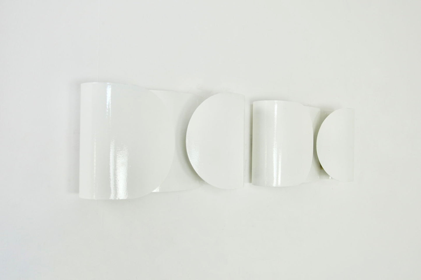 White Foglio Wall Lamps by Tobia & Afra Scarpa for Flos, 1960s, Set of 2