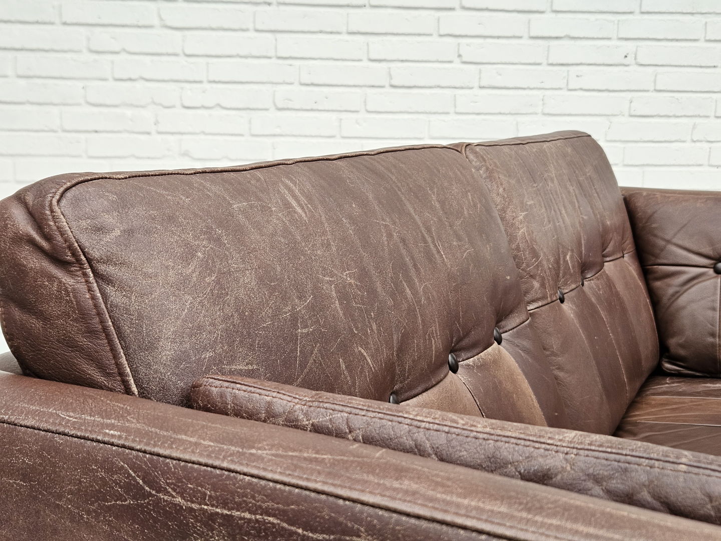 1970s, Danish 2-seater classic sofa, original brown leather.