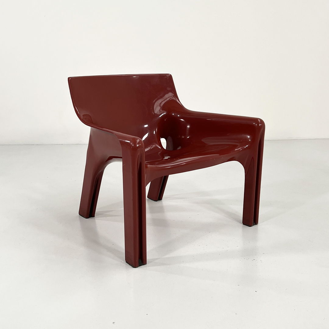 Burgundy Vicario Lounge Chair by Vico Magistretti for Artemide, 1970s