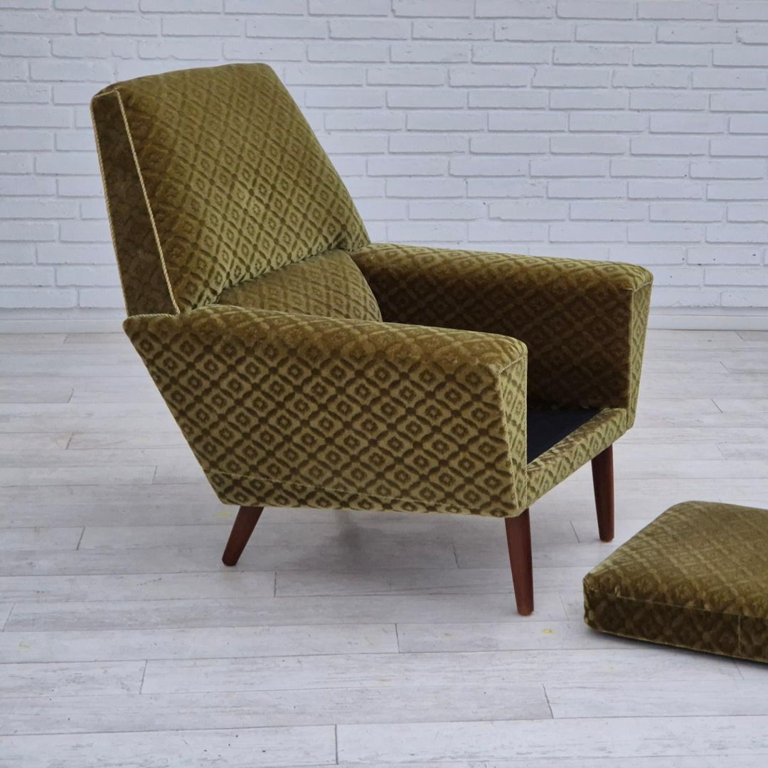 1970s, Danish highback armchair by Georg Thams, original upholstery, green velour, teak wood.