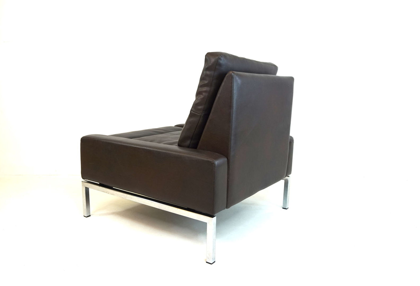 Wilkhahn Series 800 leather armchair by Hans Peter Piel