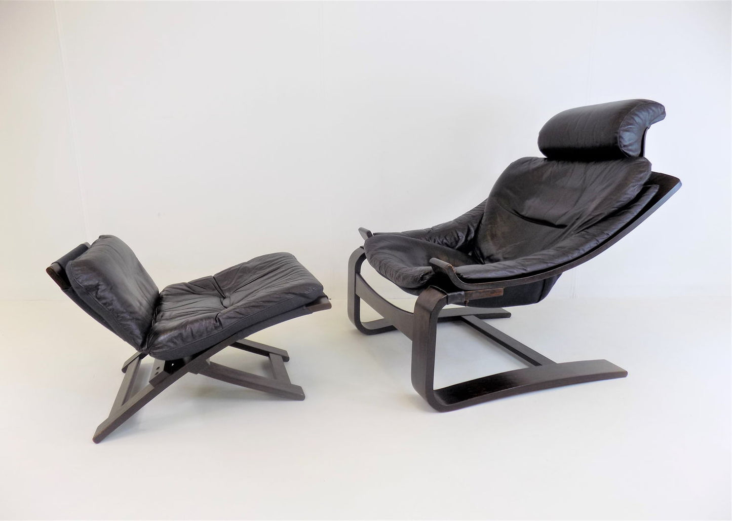 Nelo Kroken leather chair with ottoman by Ake Fribytter