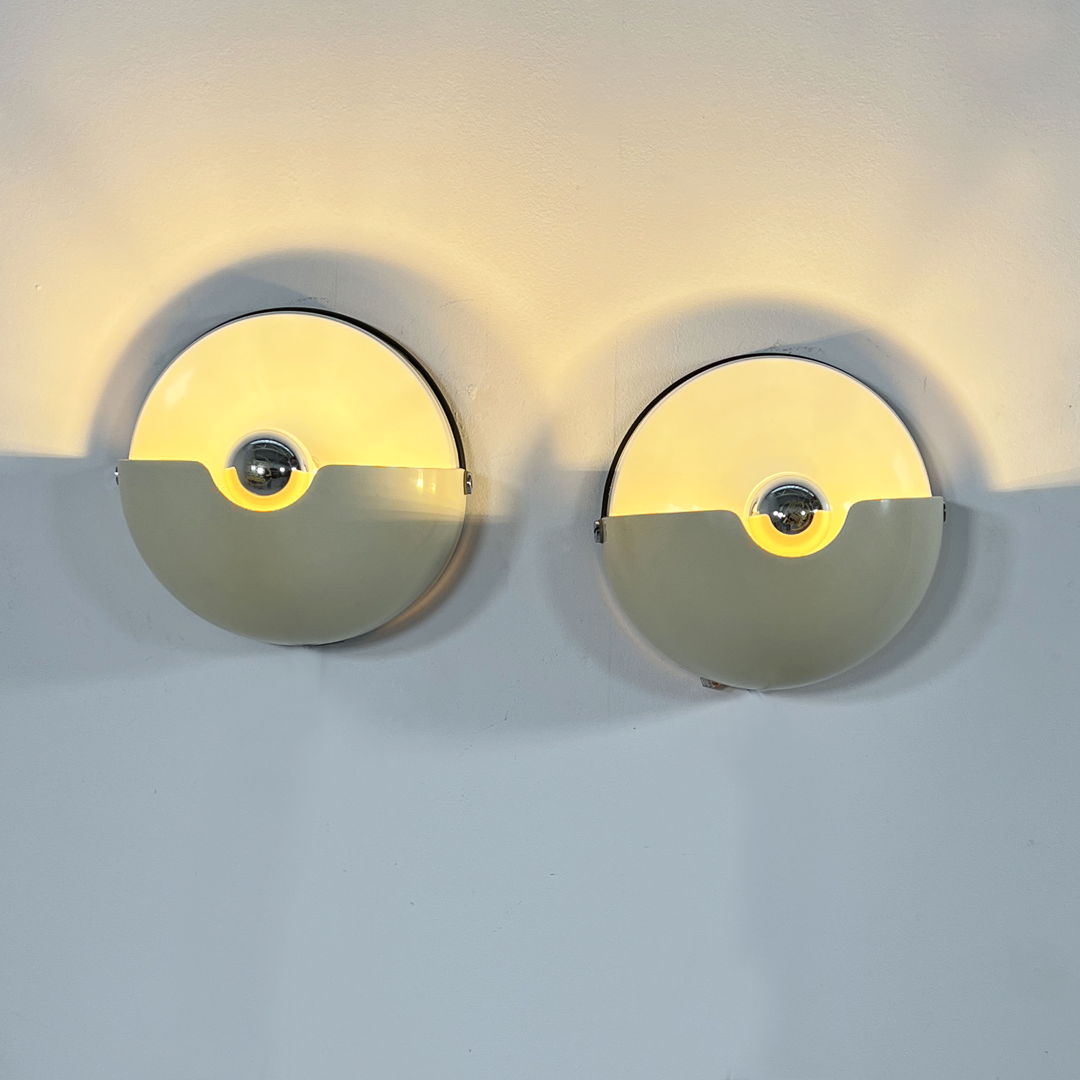 Pair of Mezzanotte Wall Lights from Guzzini, 1970s