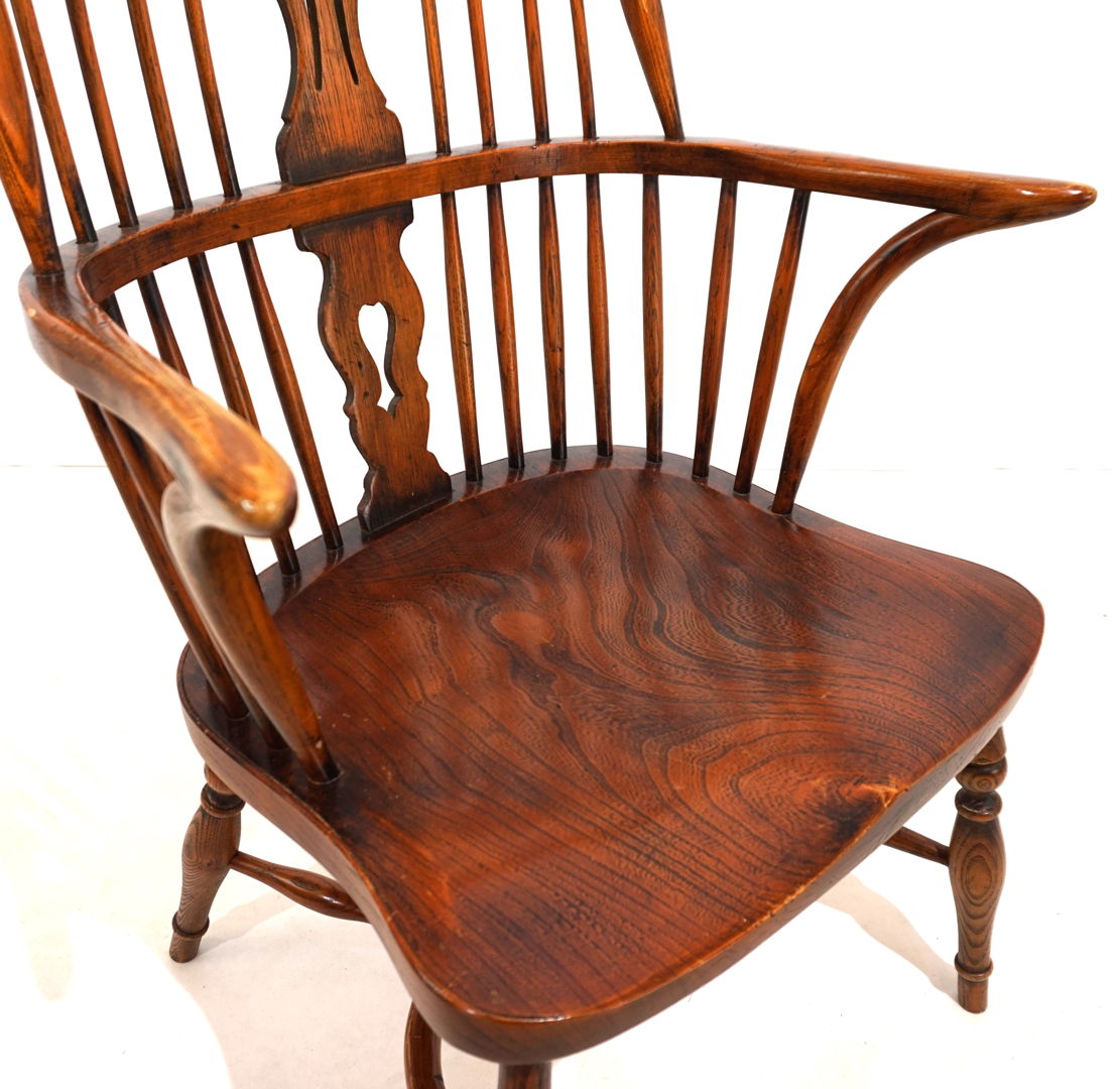 English Windsor chair with armrests