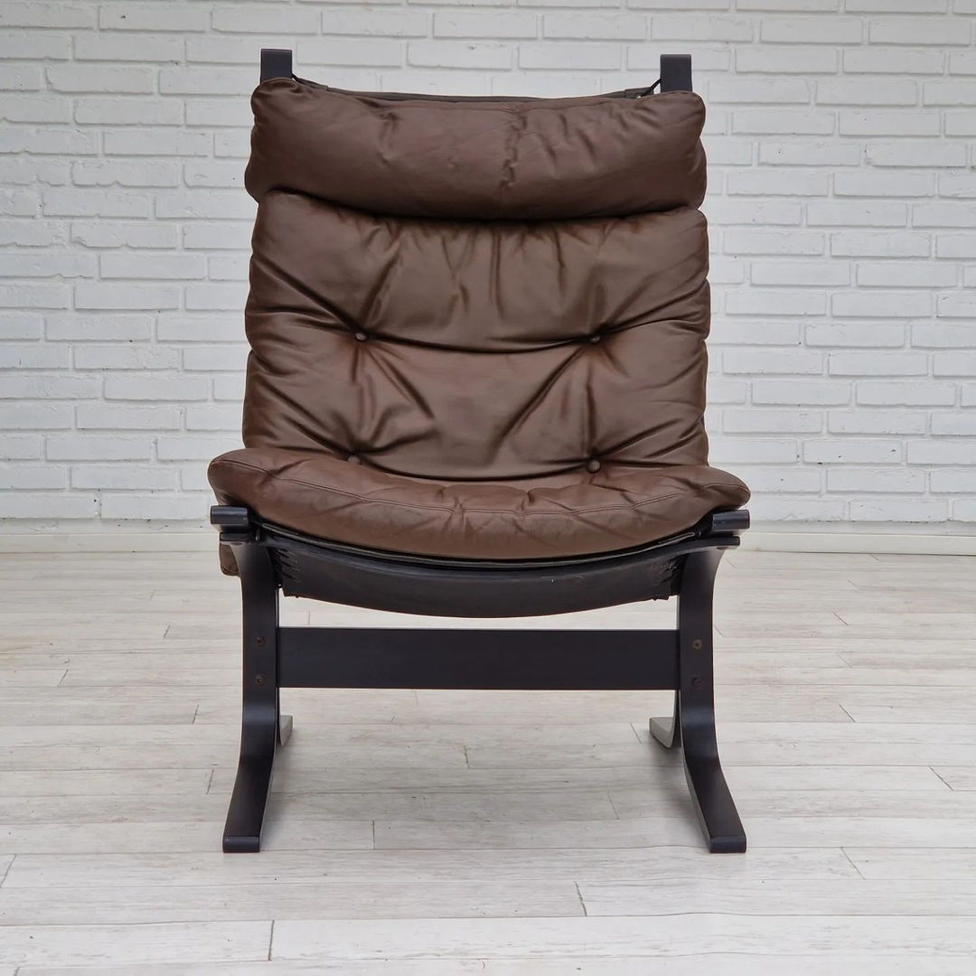 1960’s, Norwegian design, "Siesta" lounge chair by Ingmar Relling, leather, bentwood.