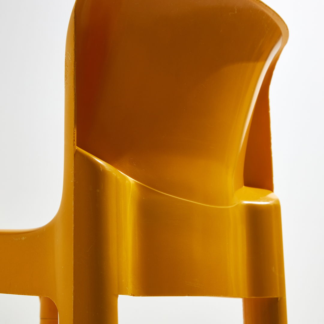 MODEL 4875 PLASTIC CHAIR BY CARLO BARTOLI FOR KARTELL