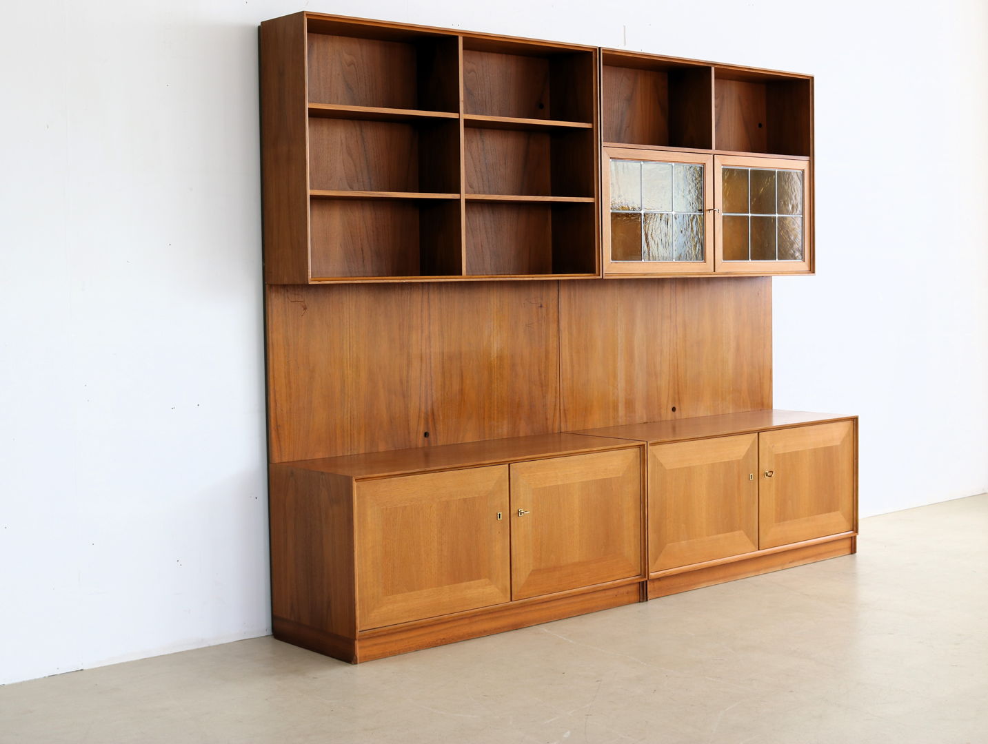 vintage wall unit | standing wall system | 60s | Swedish