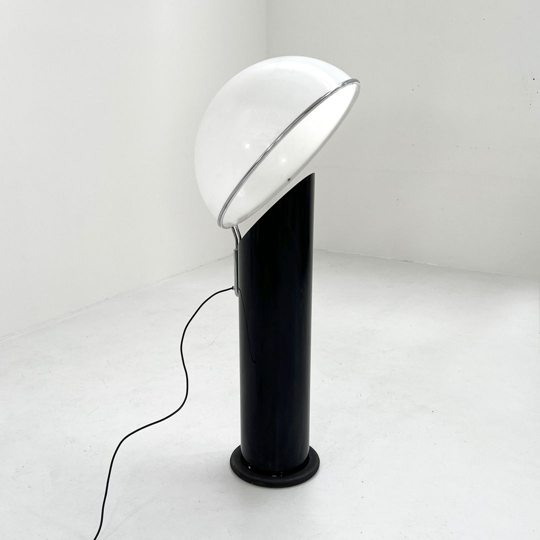 Black Ciot Floor Lamp by Ennio Chiggio for Lumenform, 1970s