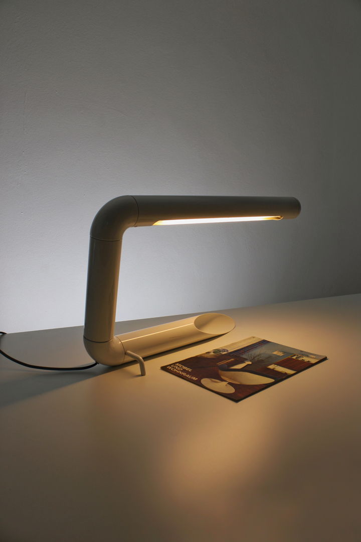 White Tube desk lamp from Italy, 1980s