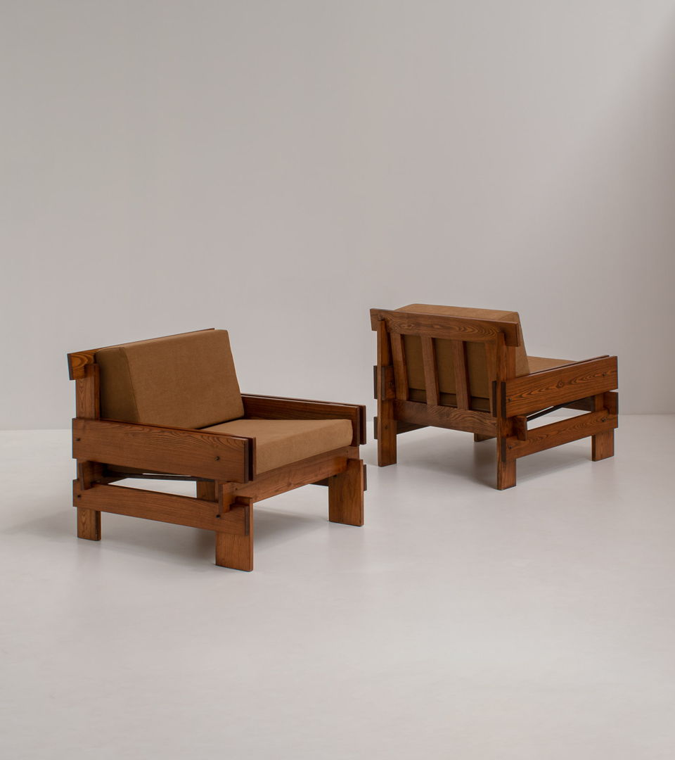 Pair of Sculptural French Lounge Chairs in Red Elm, 1970s