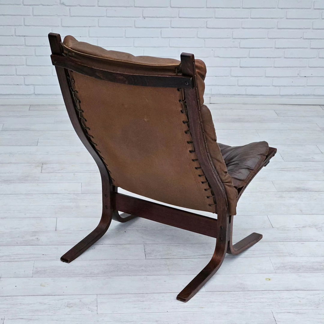 1970’s, Norwegian design, "Siesta" lounge chair by Ingmar Relling, leather, bentwood.