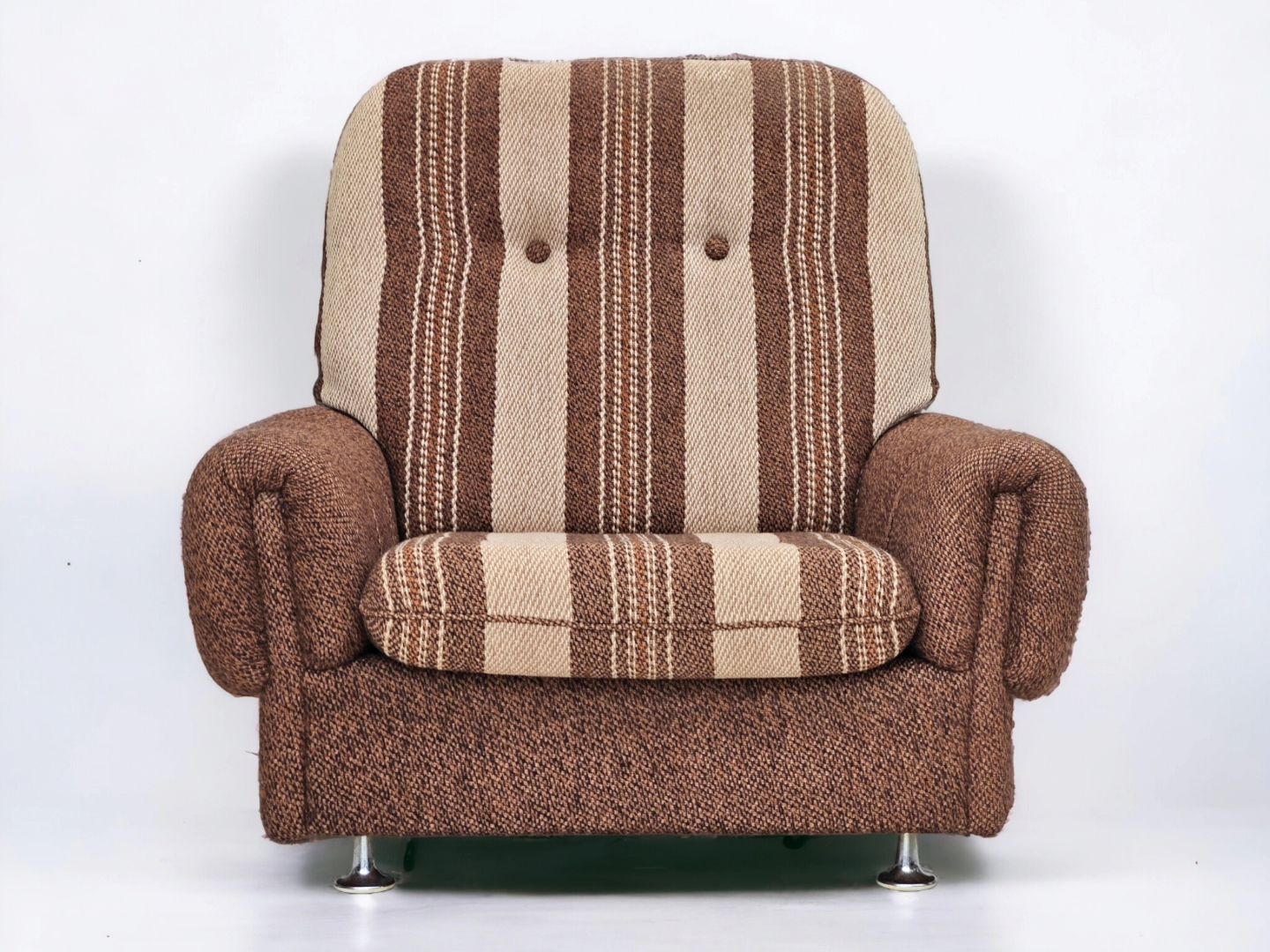 1970s, Danish relax chair, original wool upholstery, very good condition.