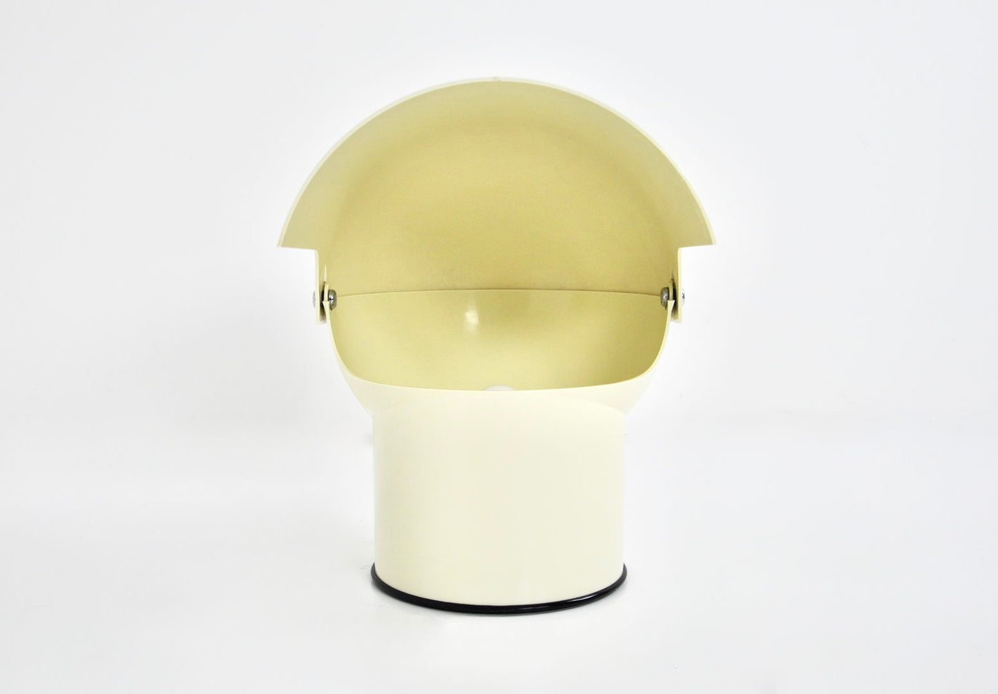 Large "Pileo-Mezzo" table lamp by Gae Aulenti for Artemide, 1970s