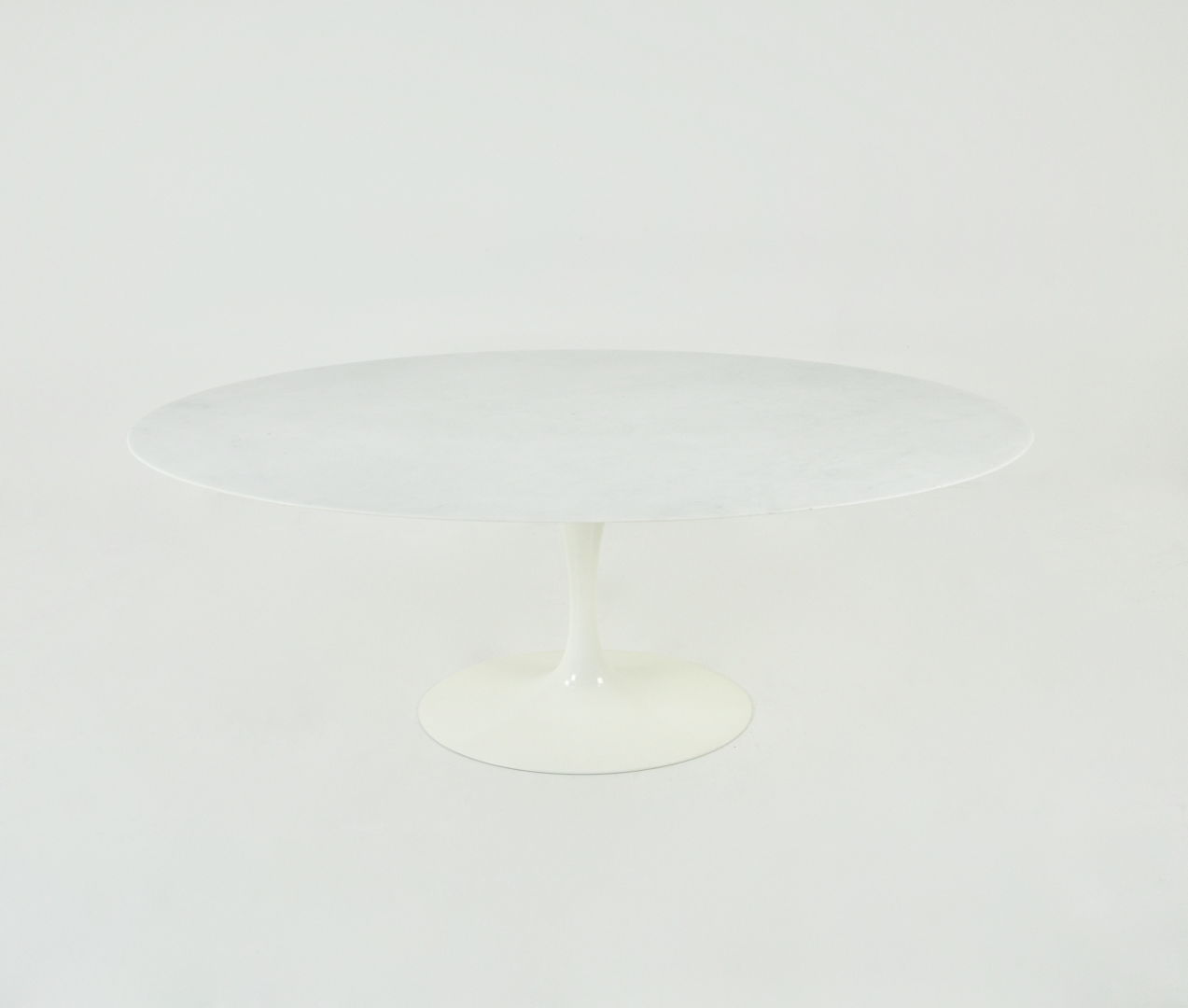 Oval Dining table by Eero Saarinen for Knoll, 1990s