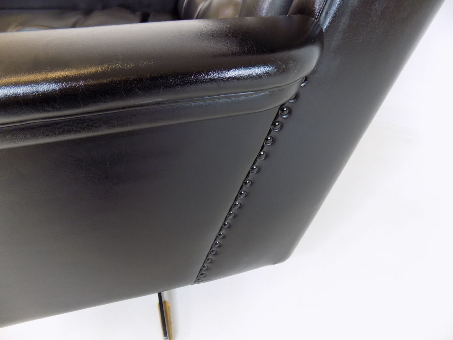 Leather armchair by Holtmann Möbelmanufaktur