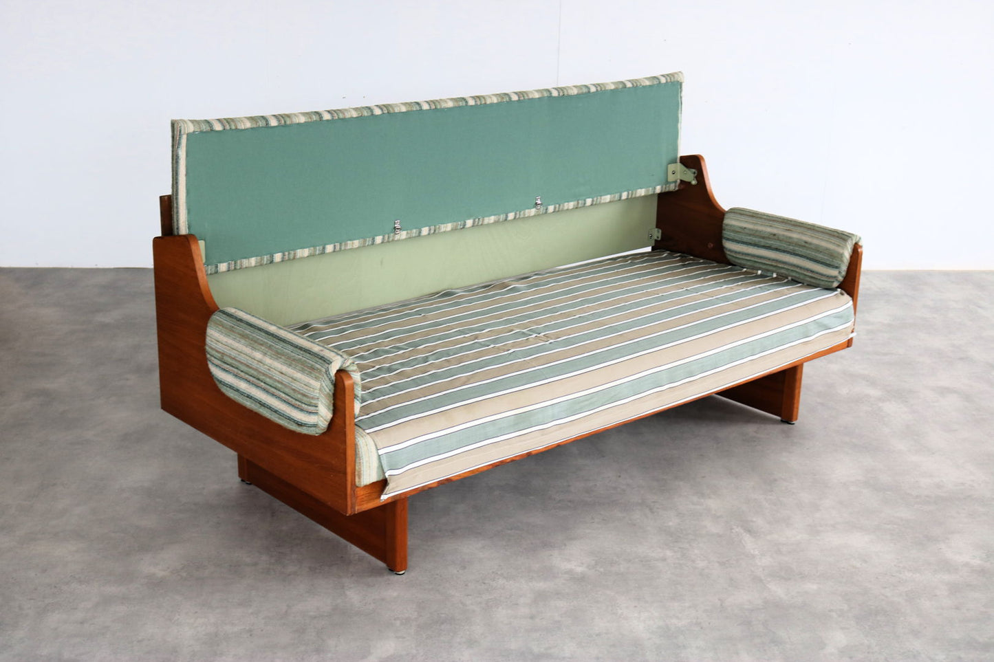 vintage sofa | bank | sofa bed | 60s | Swedish