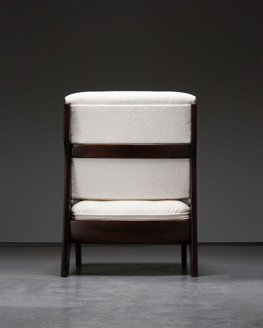 A PAIR OF ITALIAN EASY CHAIRS CLAUDIO SALOCCHI FOR SORMANI