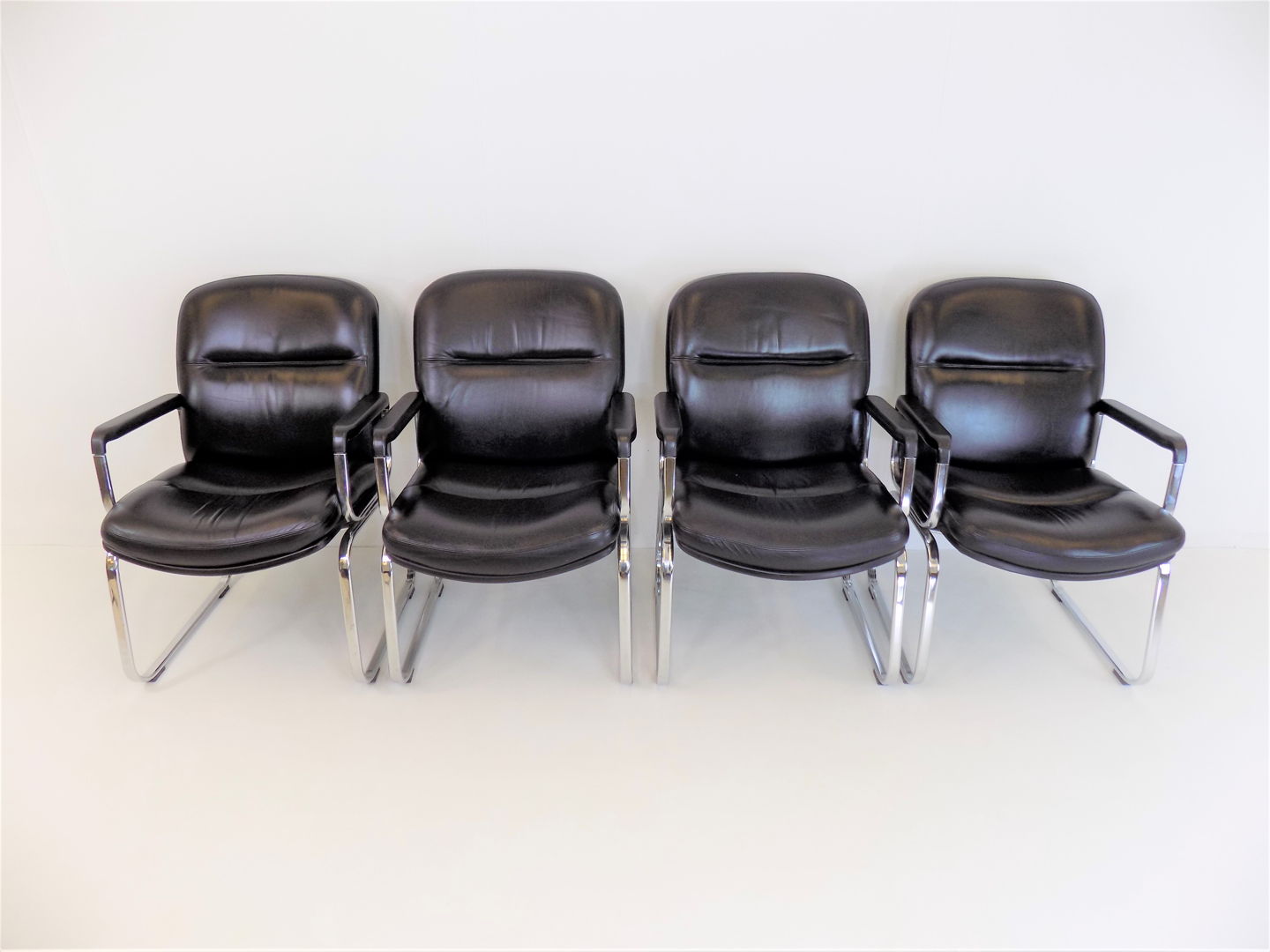 Set of 4 leather office chairs by Grahl