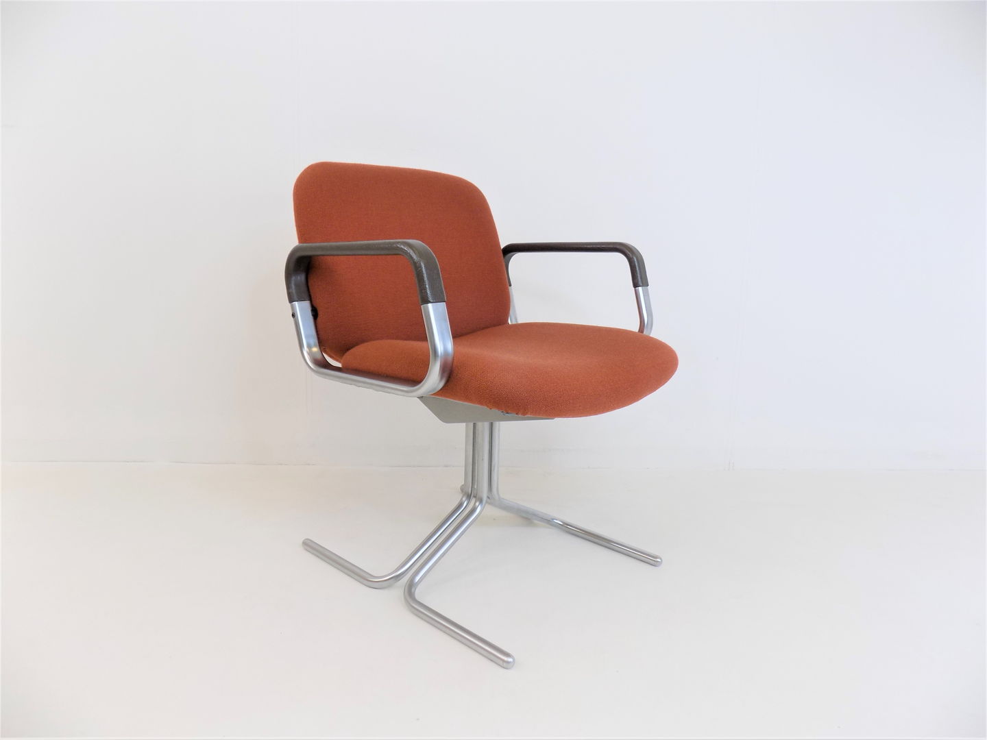 Mauser Seat 150 dining/conference chair by Herbert Hirche