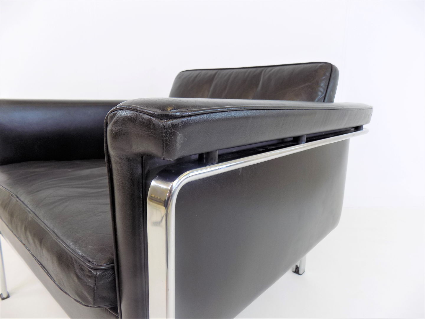 Kill 6911 leather chair black by Horst Brüning