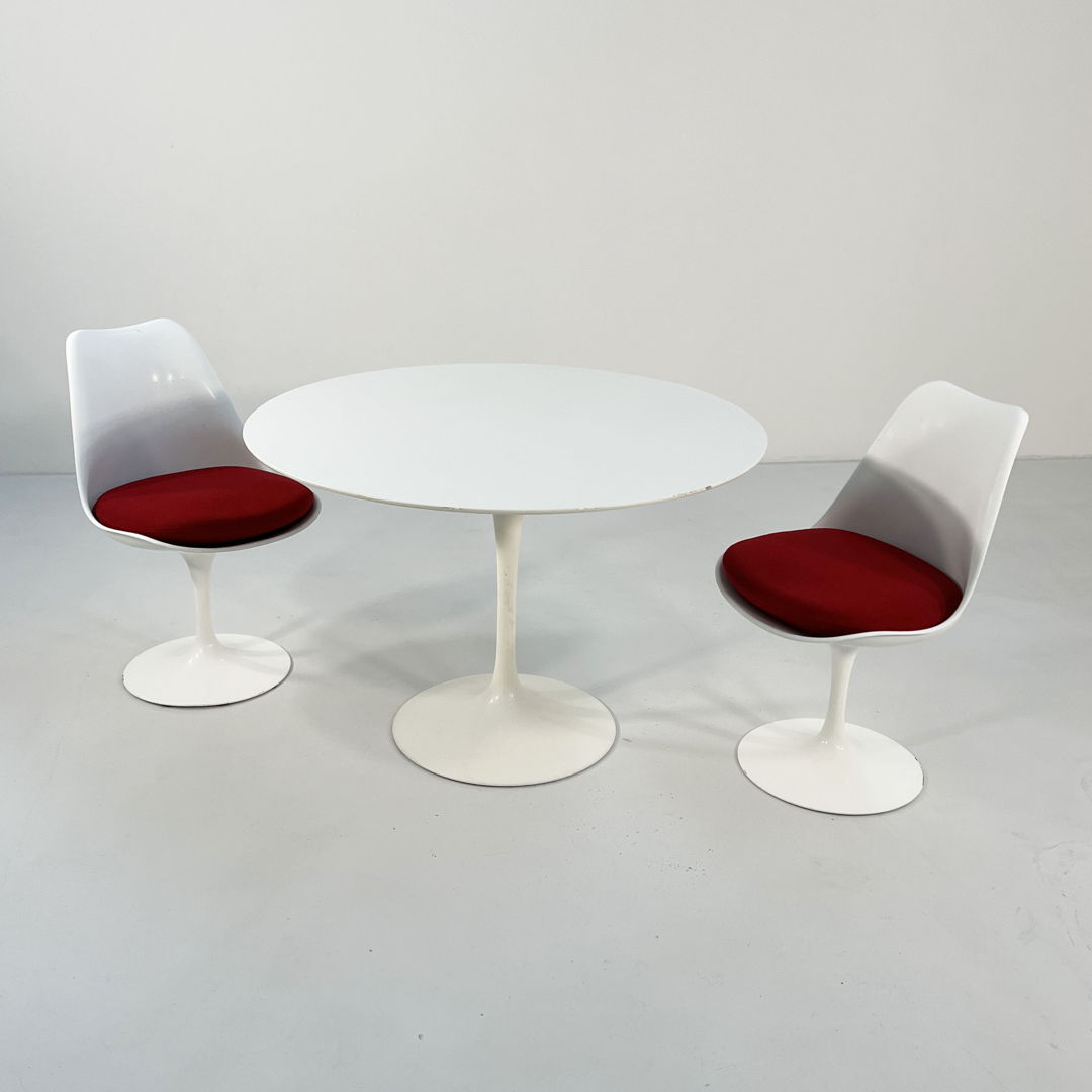 Laminated Tulip Dining Table 107 cm by Eero Saarinen for Knoll, 1960s