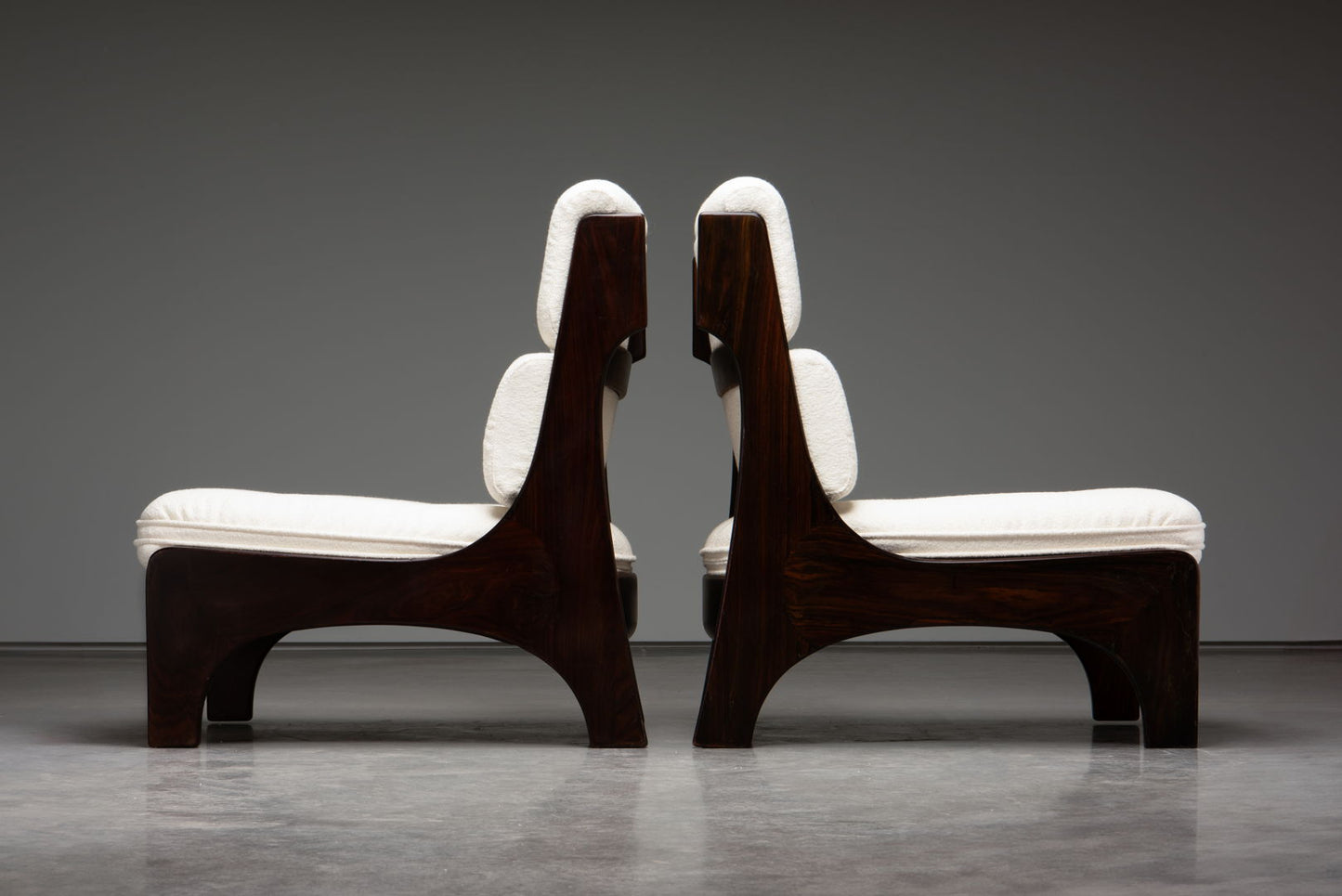 A PAIR OF ITALIAN EASY CHAIRS CLAUDIO SALOCCHI FOR SORMANI