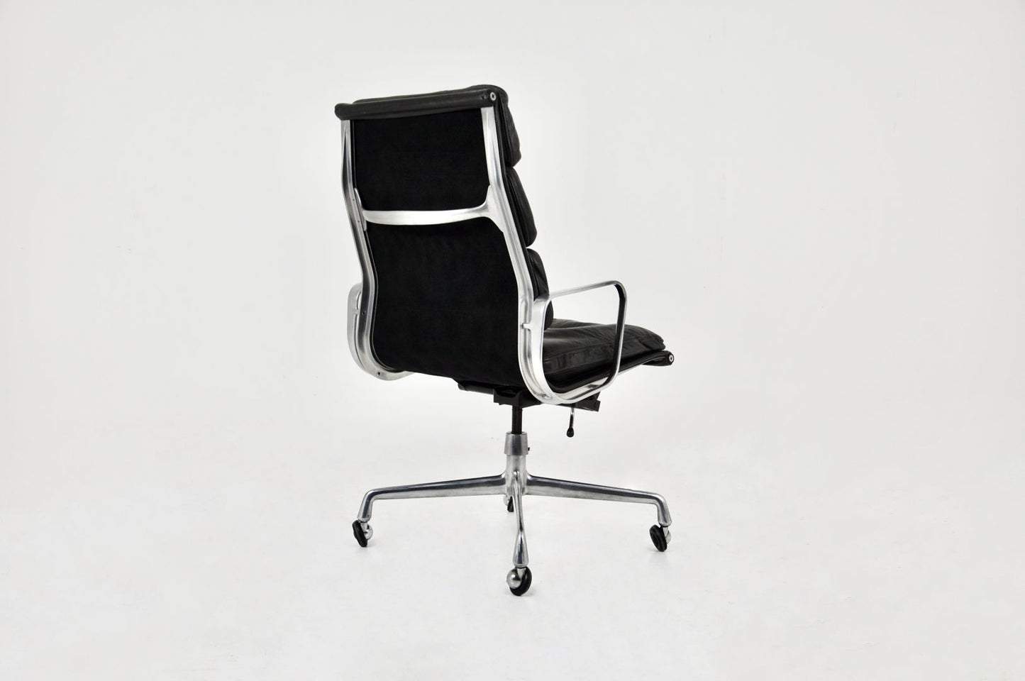 Ea 216 Soft Pad desk chair by Charles & Ray Eames for Herman Miller, 1970s