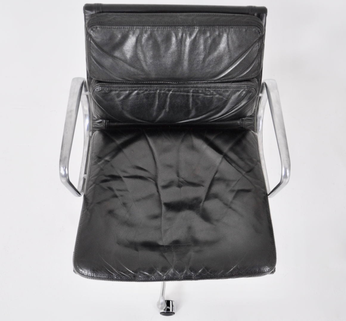 EA217 black Soft Pad Chairs by Charles & Ray Eames for Herman miller, 1970s, Set of 2