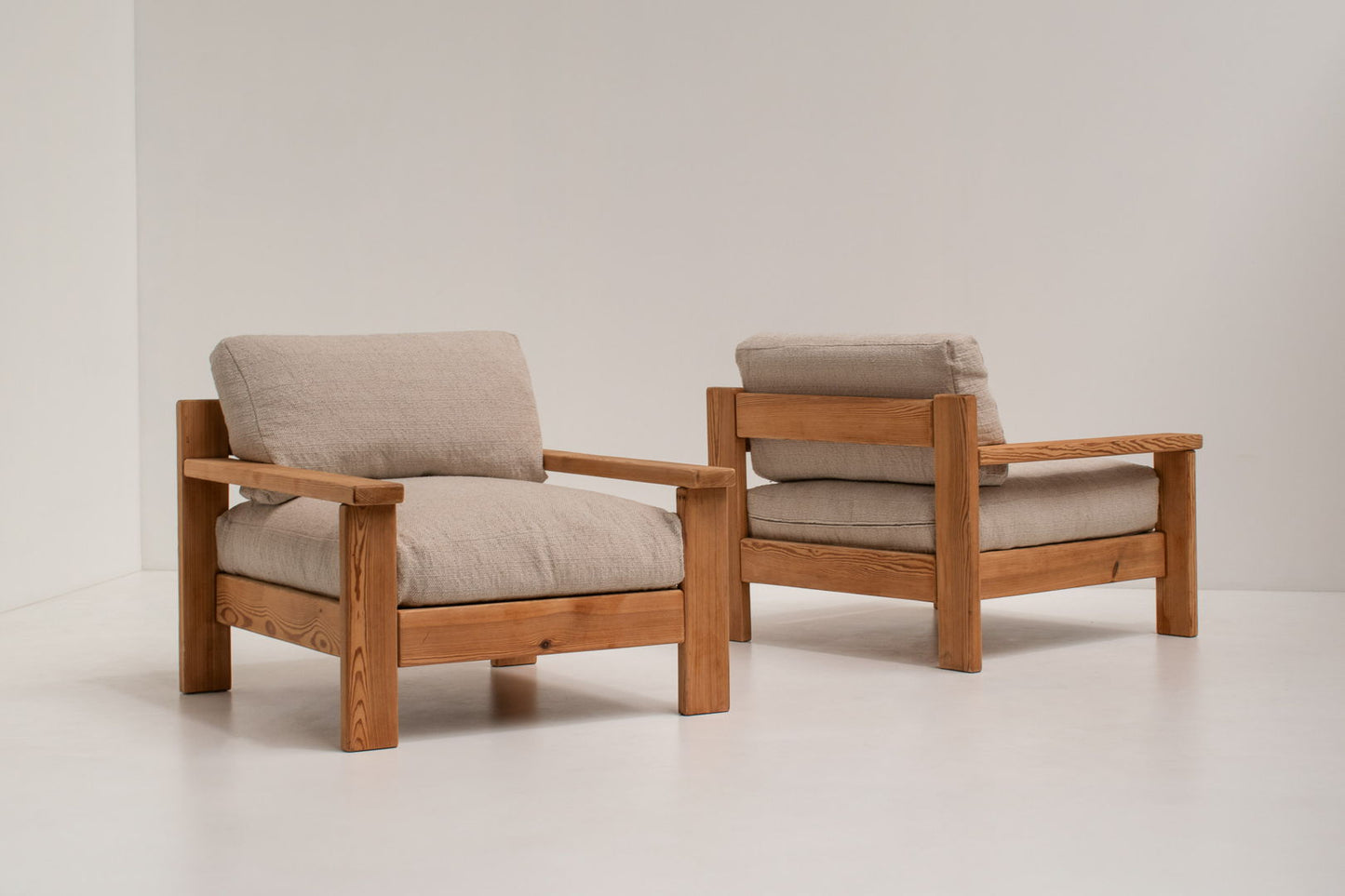 Minimalistic Mid-century Modern Lounge Chairs in Natural Wood, Italy, 1970s