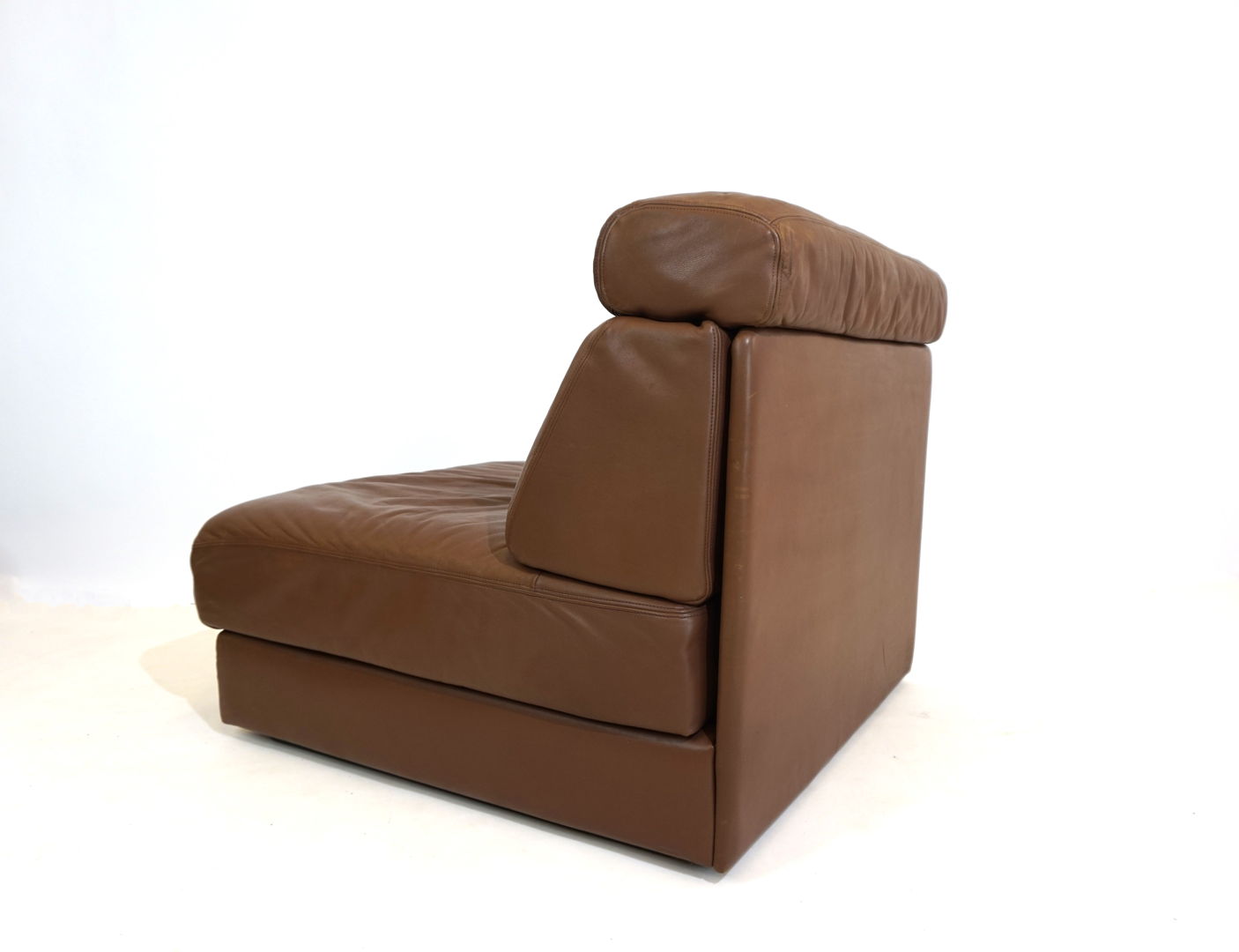 De Sede DS 77 leather modular sofa with ottoman
