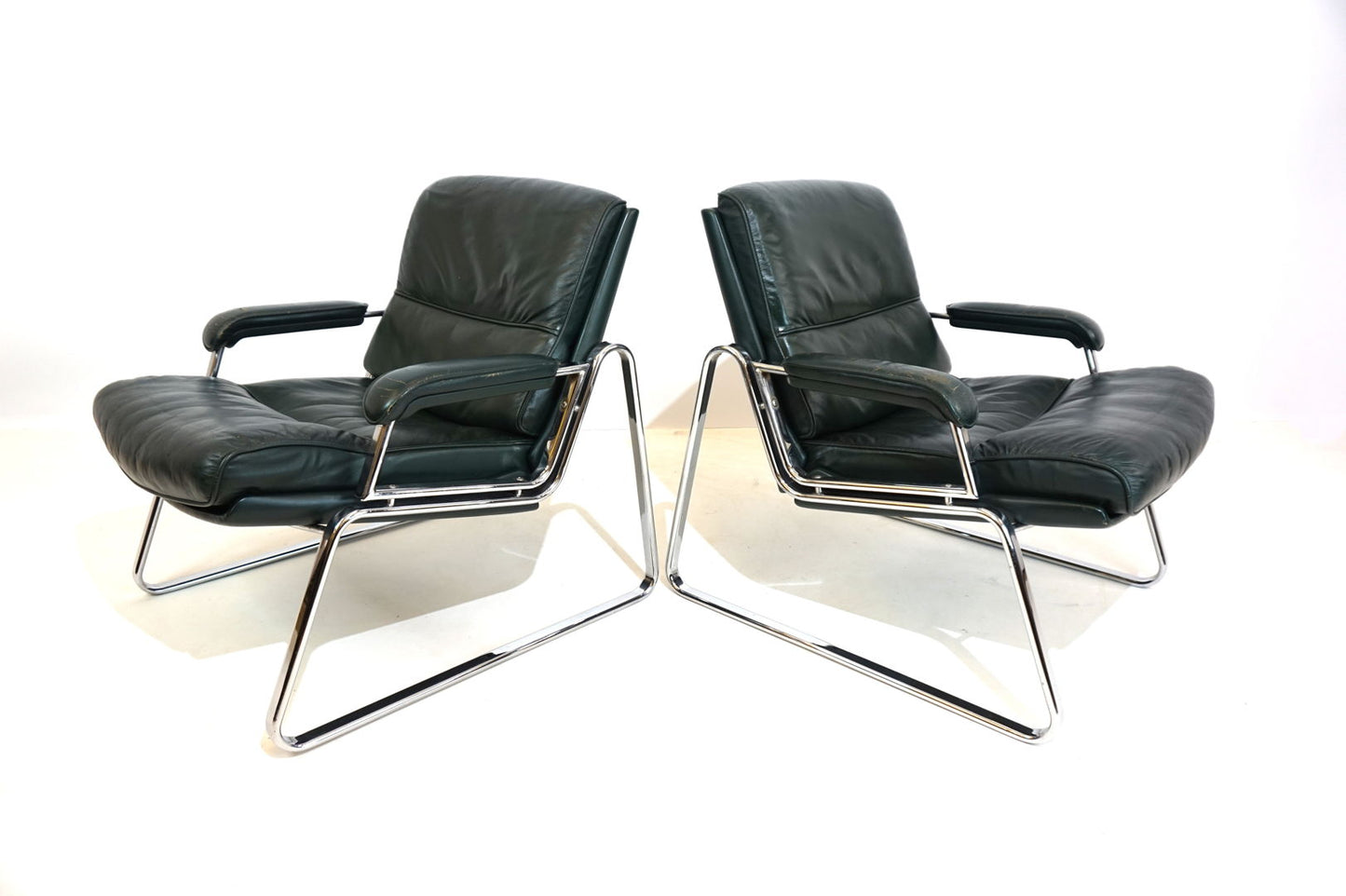 Set of 2 Drabert leather lounge chairs by Gerd Lange