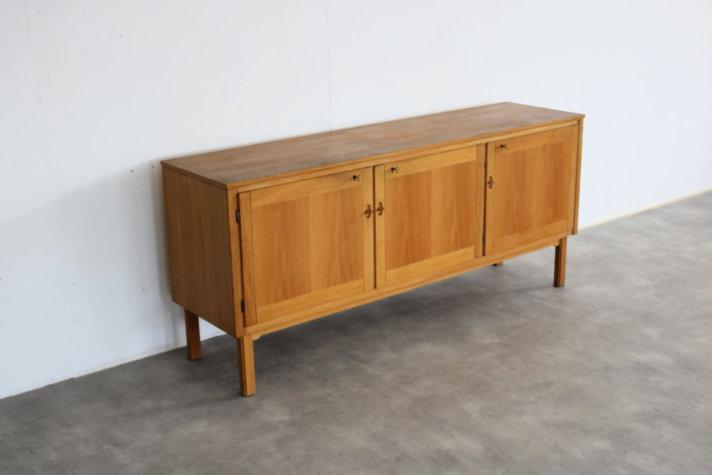 vintage sideboard | dresser | 60s | oak