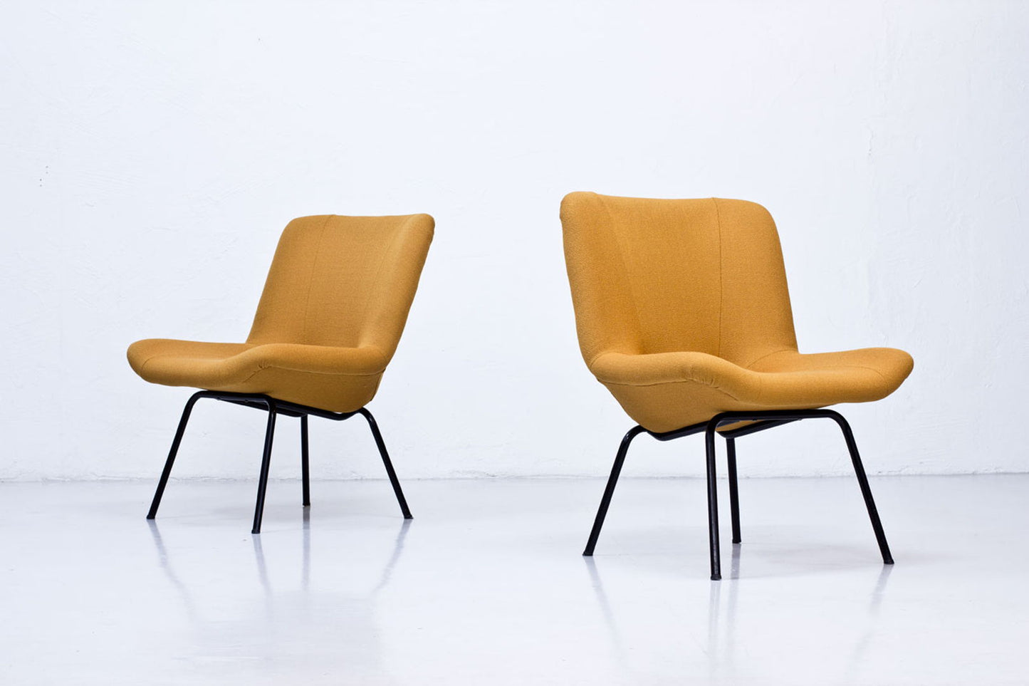 Finnish Lehti Easy Chairs by Carl Gustaf Hiort af Ornäs for Puunveisto - Oy, 1950s, Set of 2