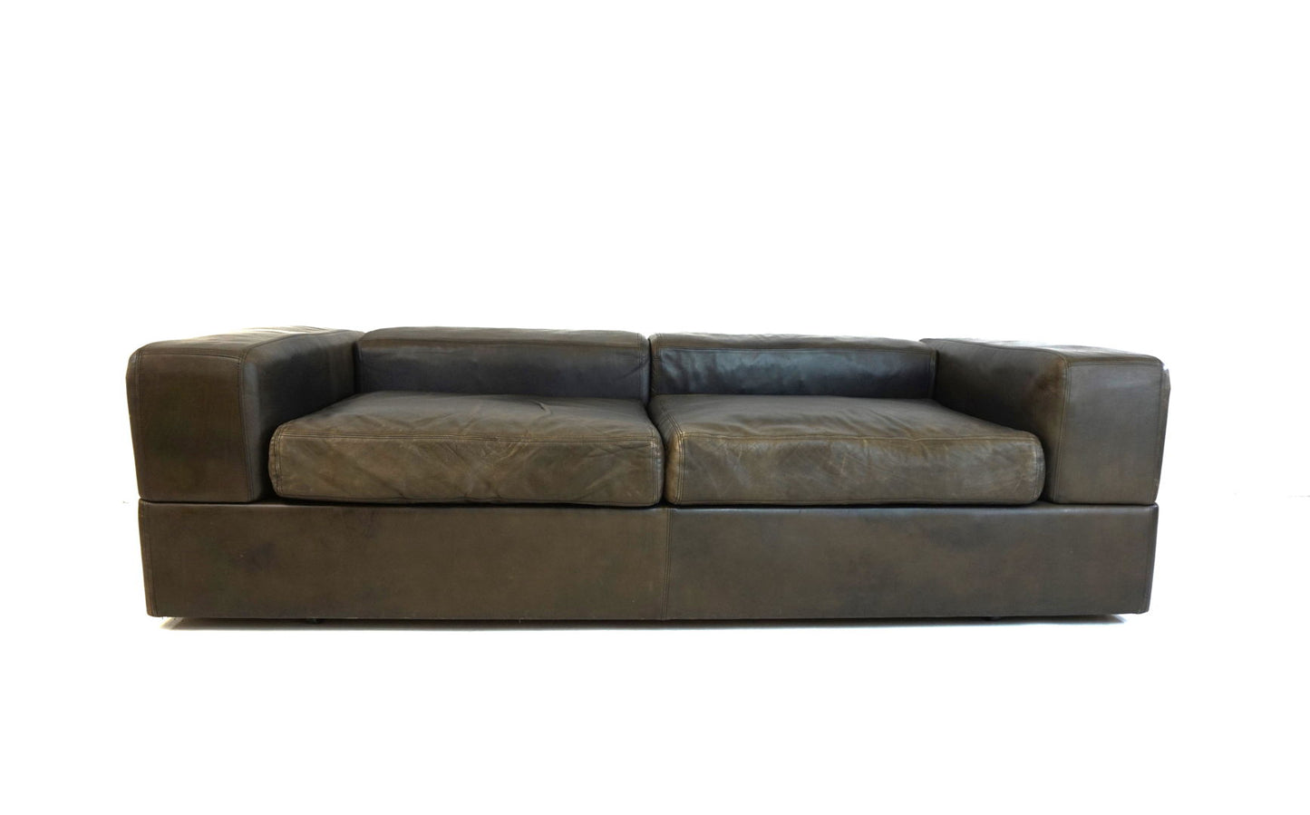 Cinova 711 Leather Sofa Daybed by Tito Agnoli
